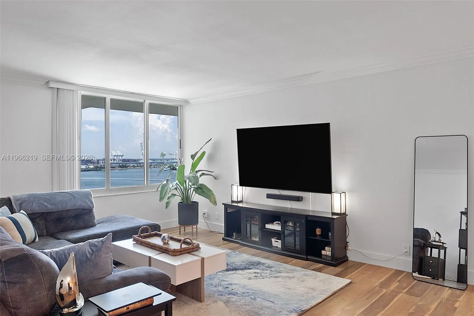 1 bedroom 1 bath for sale at 1200 West Ave, Miami Beach FL 33139