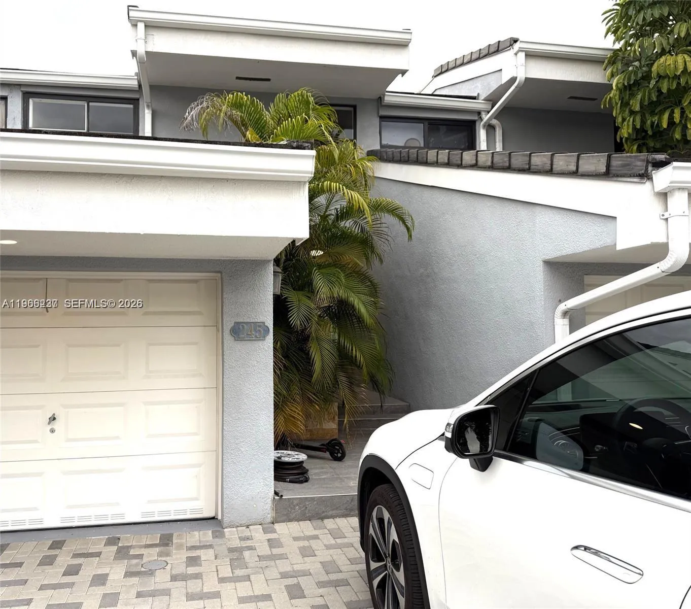 245 Poinciana Dr # 505, Sunny Isles Beach FL 33160