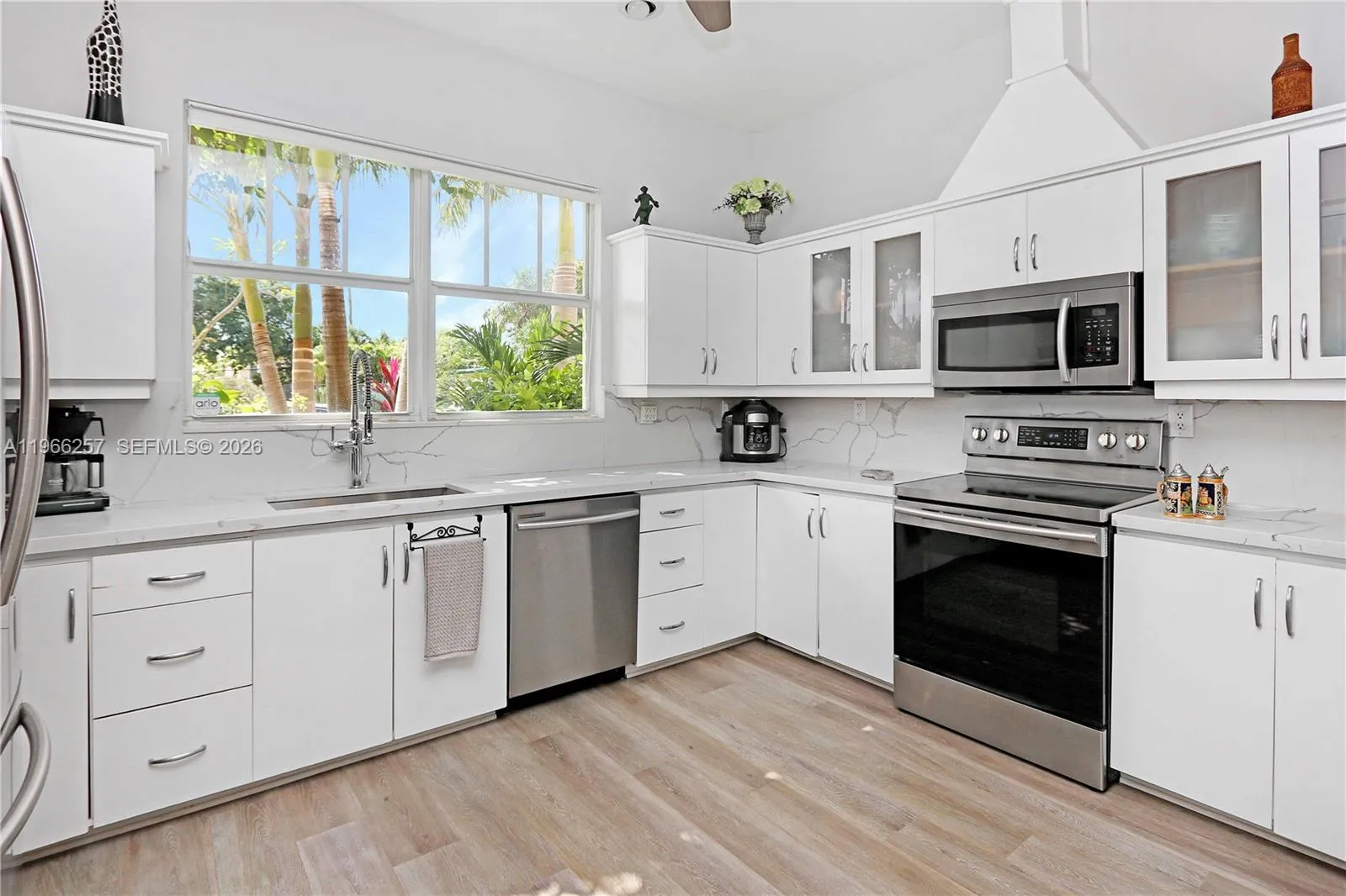1619 Harrison St, Hollywood FL 33020
