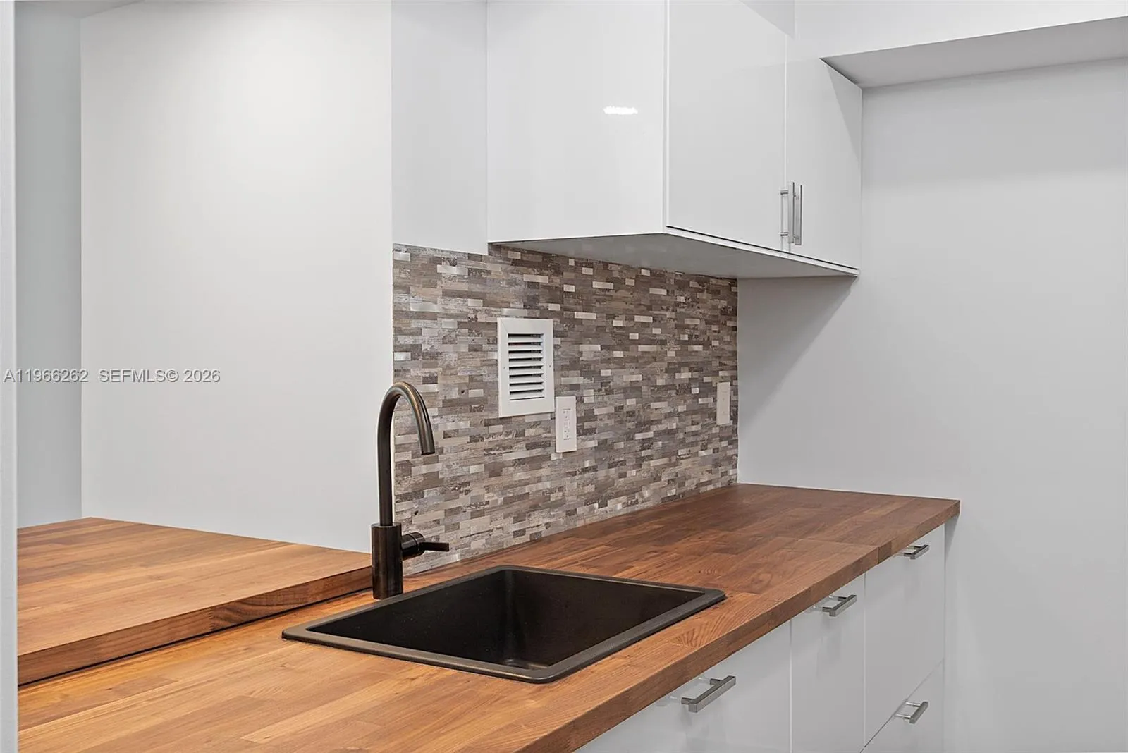 1200 West Ave # 521, Miami Beach FL 33139