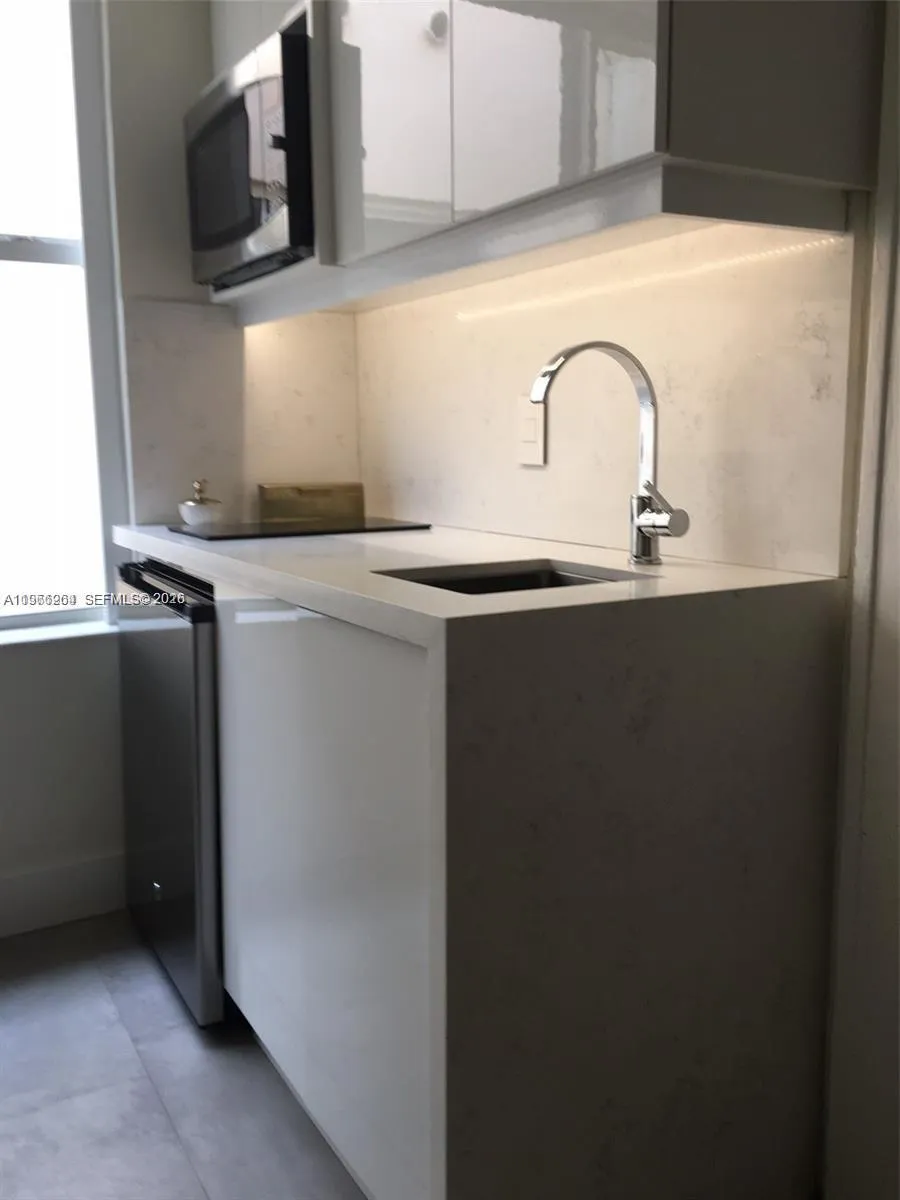 119 Menores Ave # 8A, Coral Gables FL 33134
