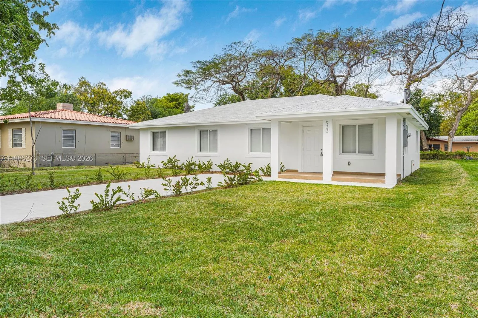 933 NW 50th St, Miami FL 33127