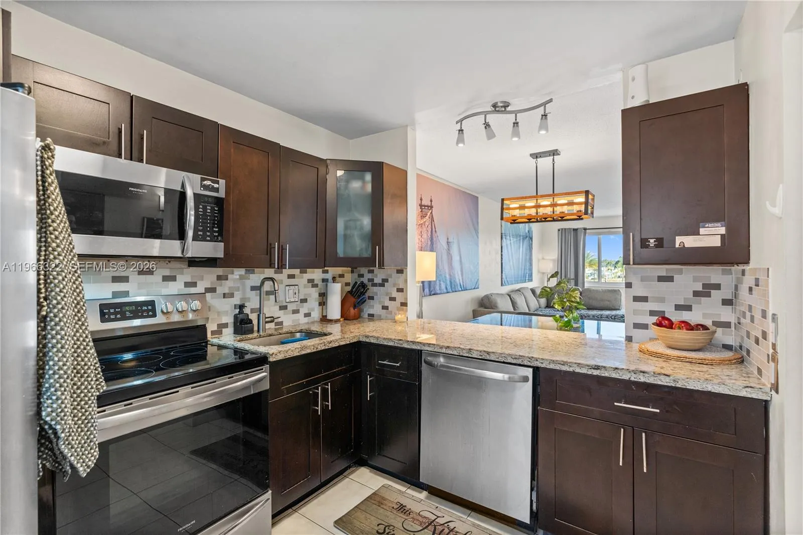 2223 Park Ln # 210, Hollywood FL 33021