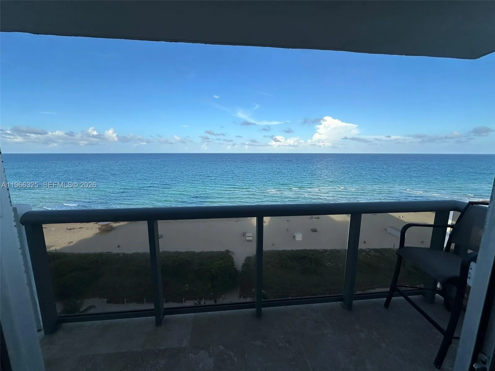 2 bedroom 2 bath for sale at 6039 Collins Ave # 1517, Miami Beach FL 33140
