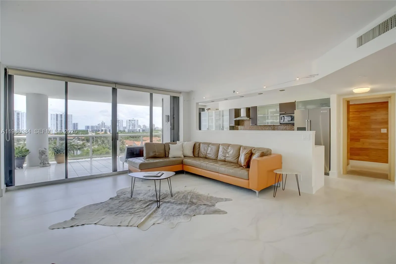 3600 Yacht Club Dr # 703, Aventura FL 33180