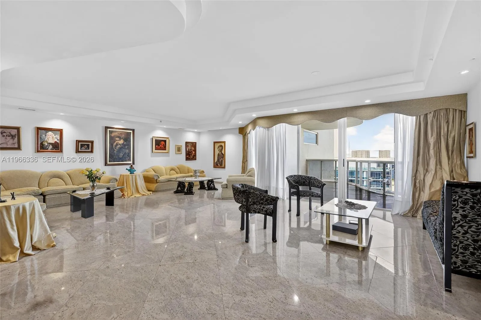 17555 Collins Ave, Sunny Isles Beach FL 33160