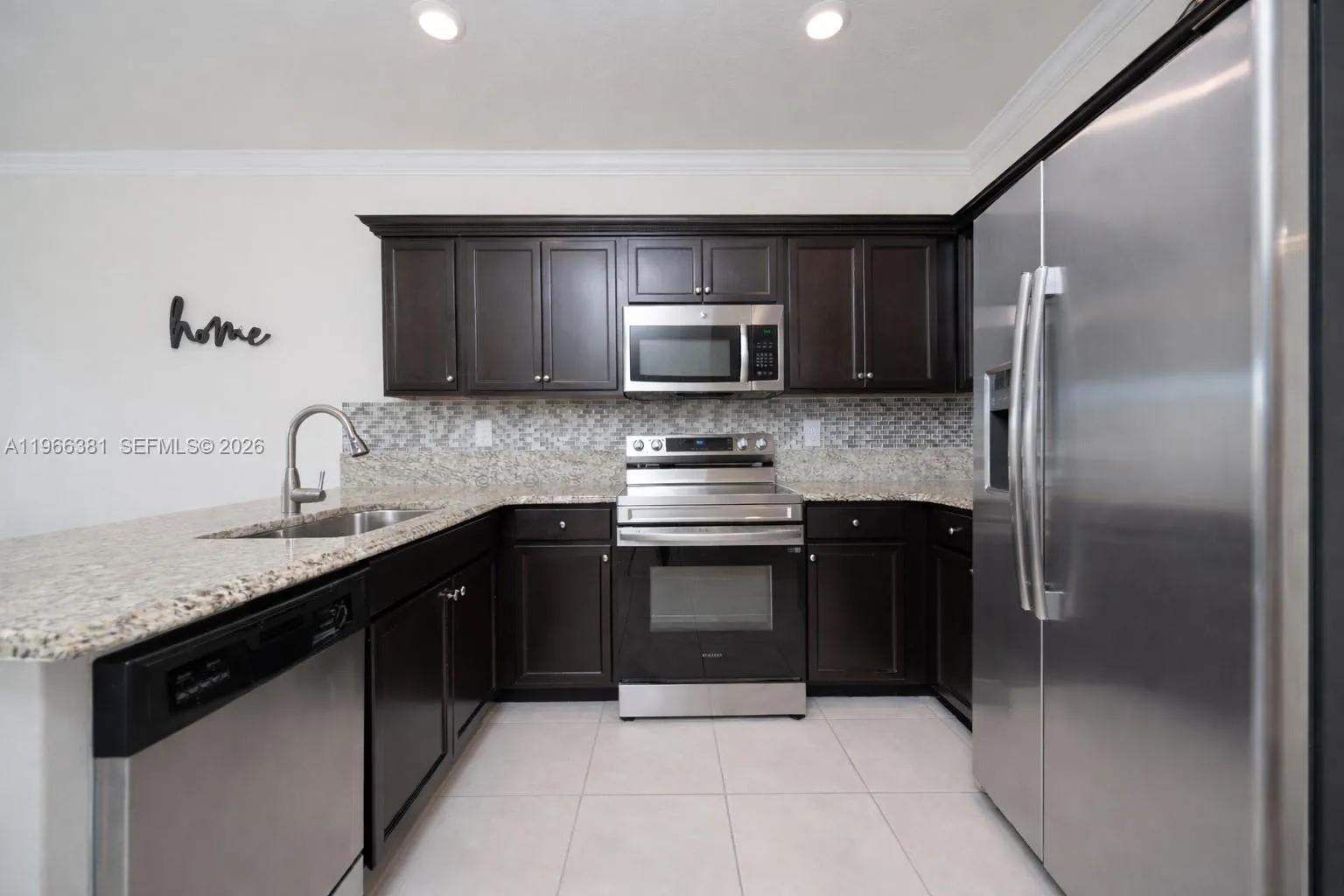 11472 SW 254th St, Homestead FL 33032