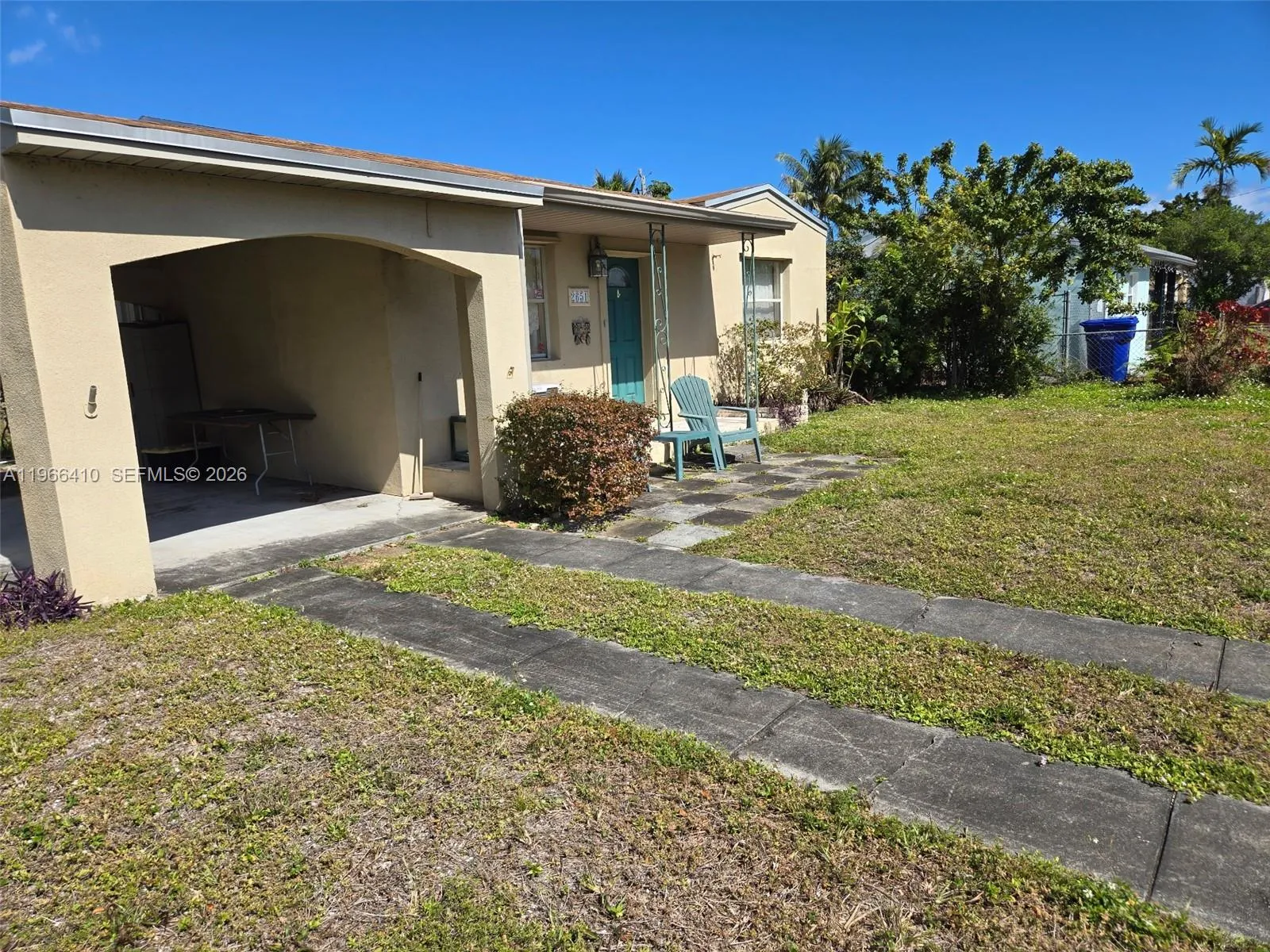 2651 Fletcher Ct, Hollywood FL 33020