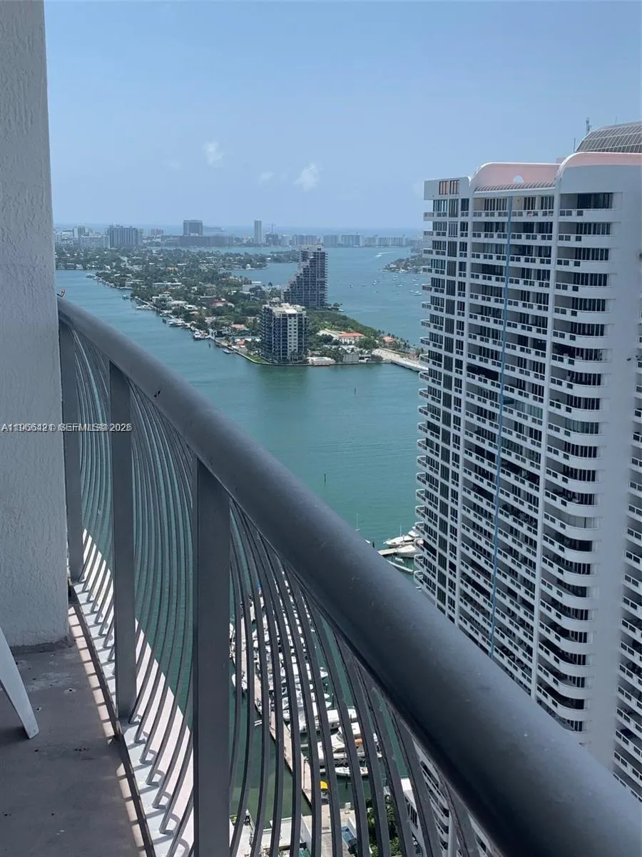 1750 N Bayshore Dr # 3808, Miami FL 33132