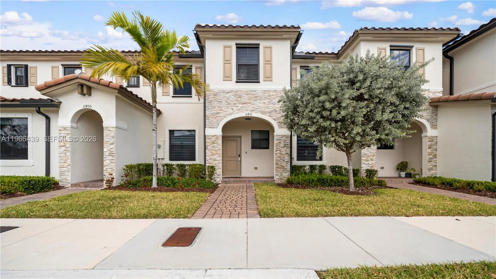 3 bedroom 2 bath for sale at 11851 SW 246th Ter, Homestead FL 33032