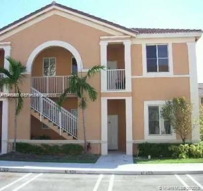 2 bedroom 2 bath for sale at 17720 NW 73rd Ave # 105, Hialeah FL 33015