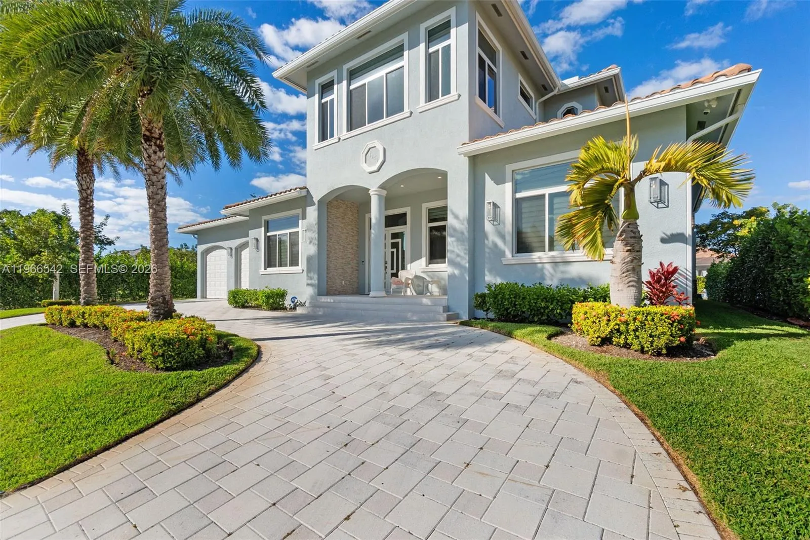 1070 Dana CT, Marco Island FL 34145