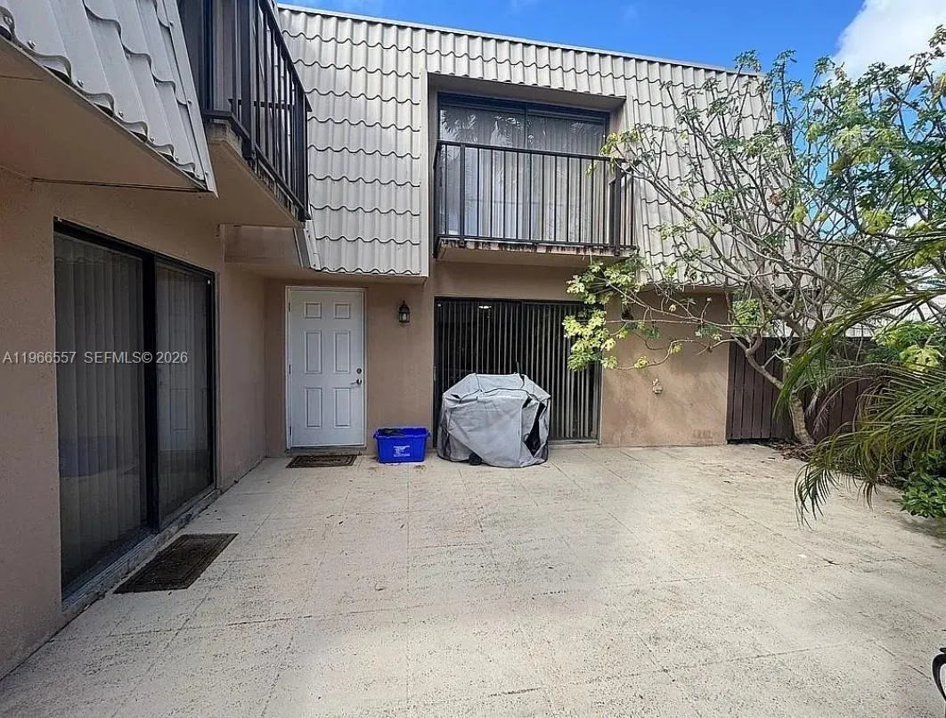6222 62nd Way, West Palm Beach FL 33409