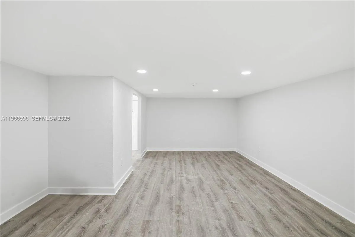 150 NW 29th St # 160, Miami FL 33127
