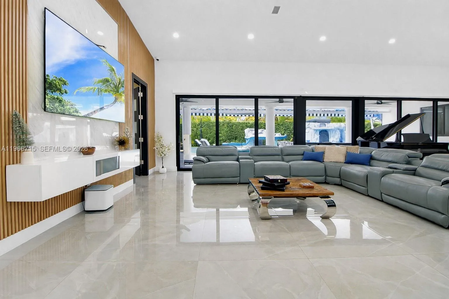 2600 SW 128th Ave, Miami FL 33175