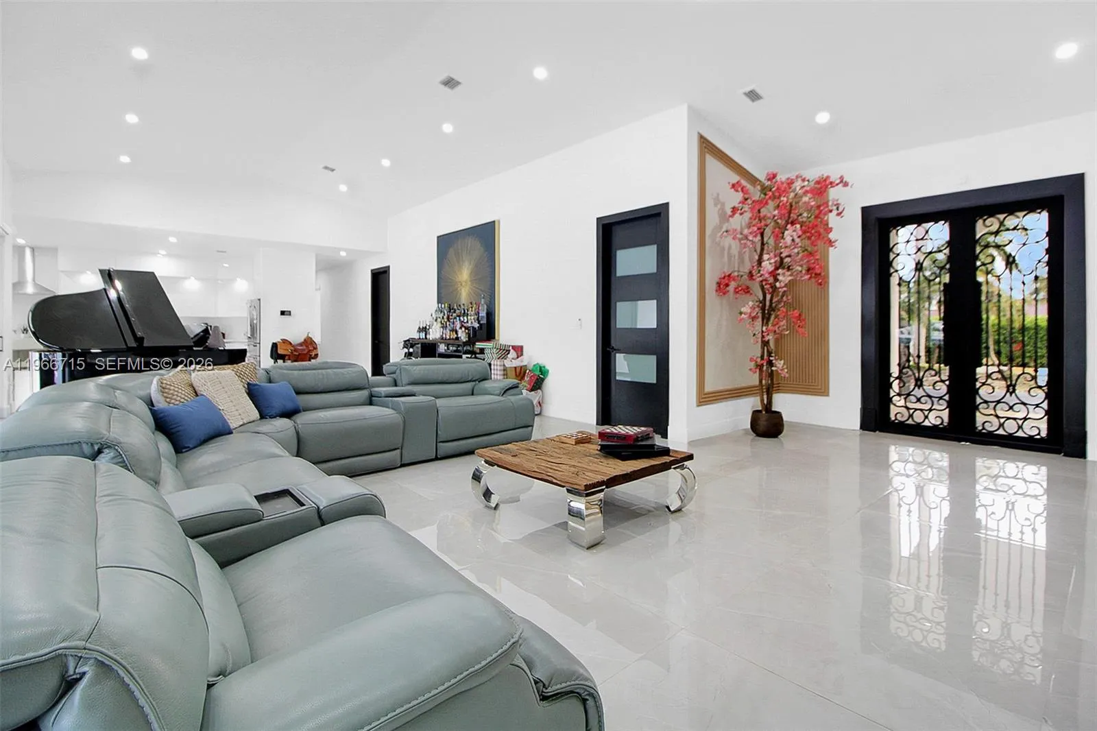 2600 SW 128th Ave, Miami FL 33175