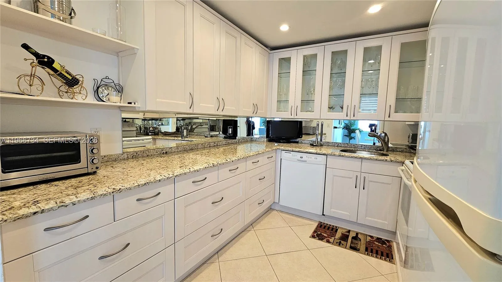 1980 S Ocean Dr # 7F, Hallandale Beach FL 33009