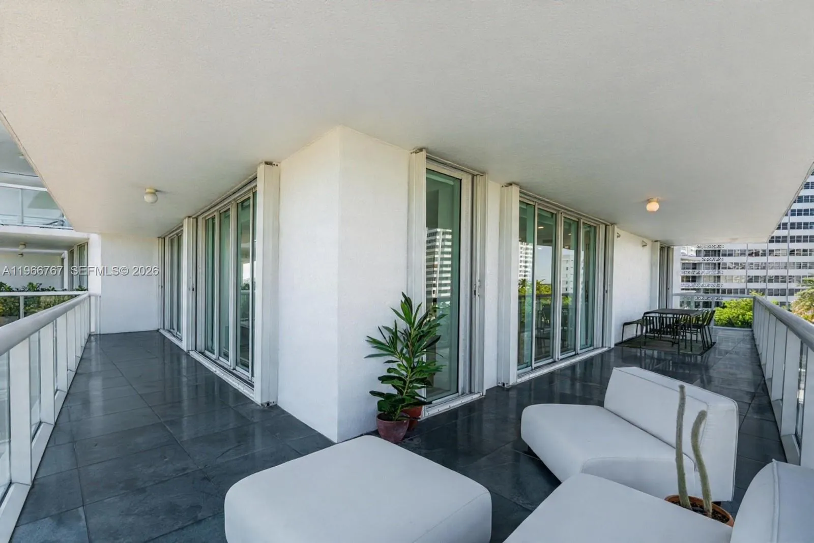 10 Venetian Way # 501, Miami Beach FL 33139