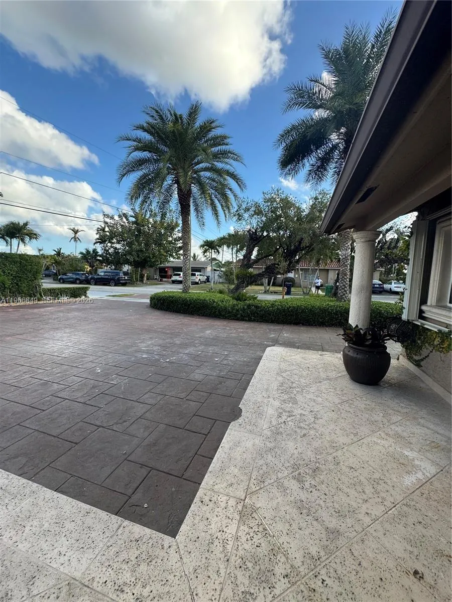 12545 SW 31st Ter, Miami FL 33175