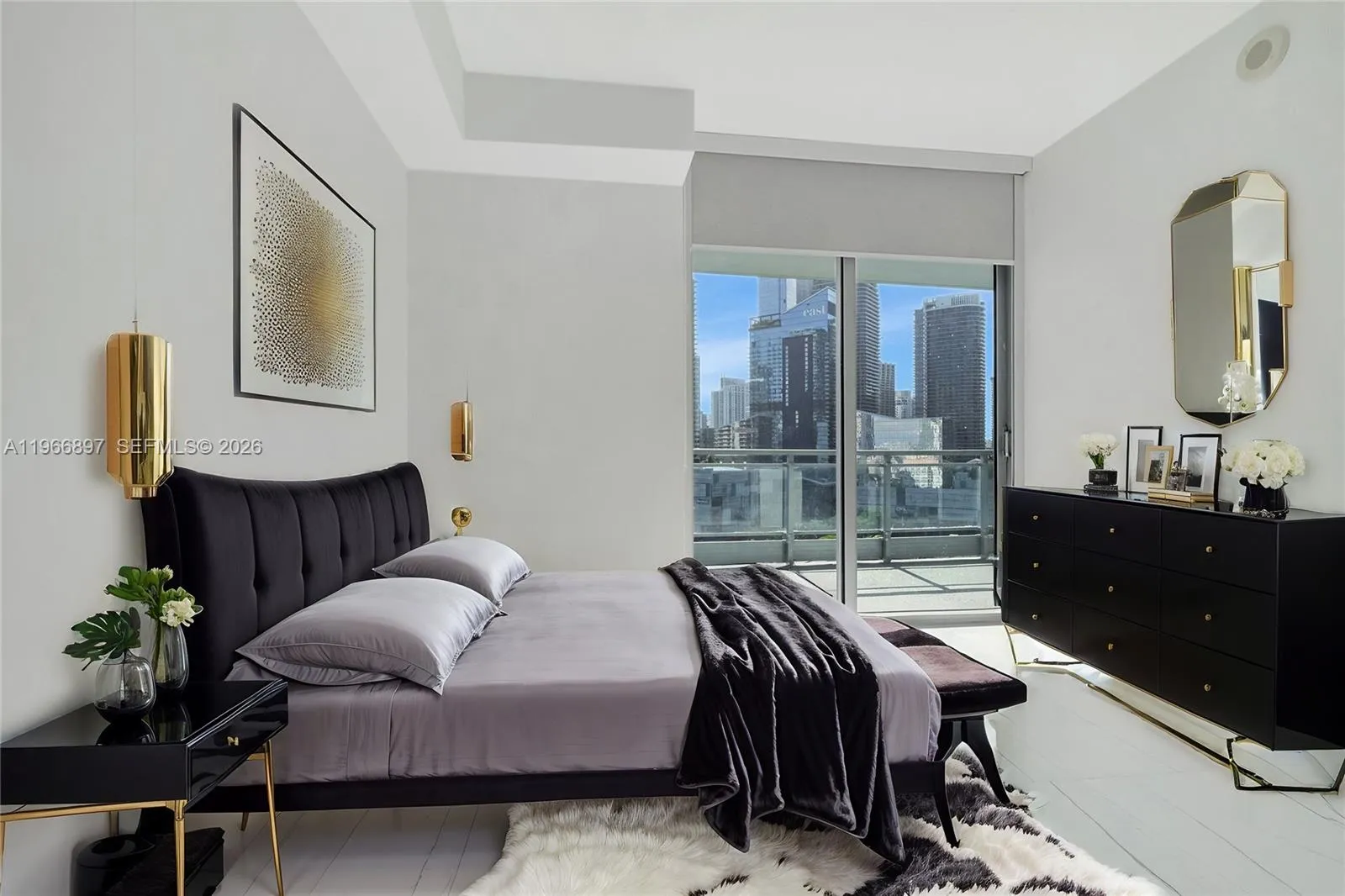 90 SW 3rd St # 1602, Miami FL 33130