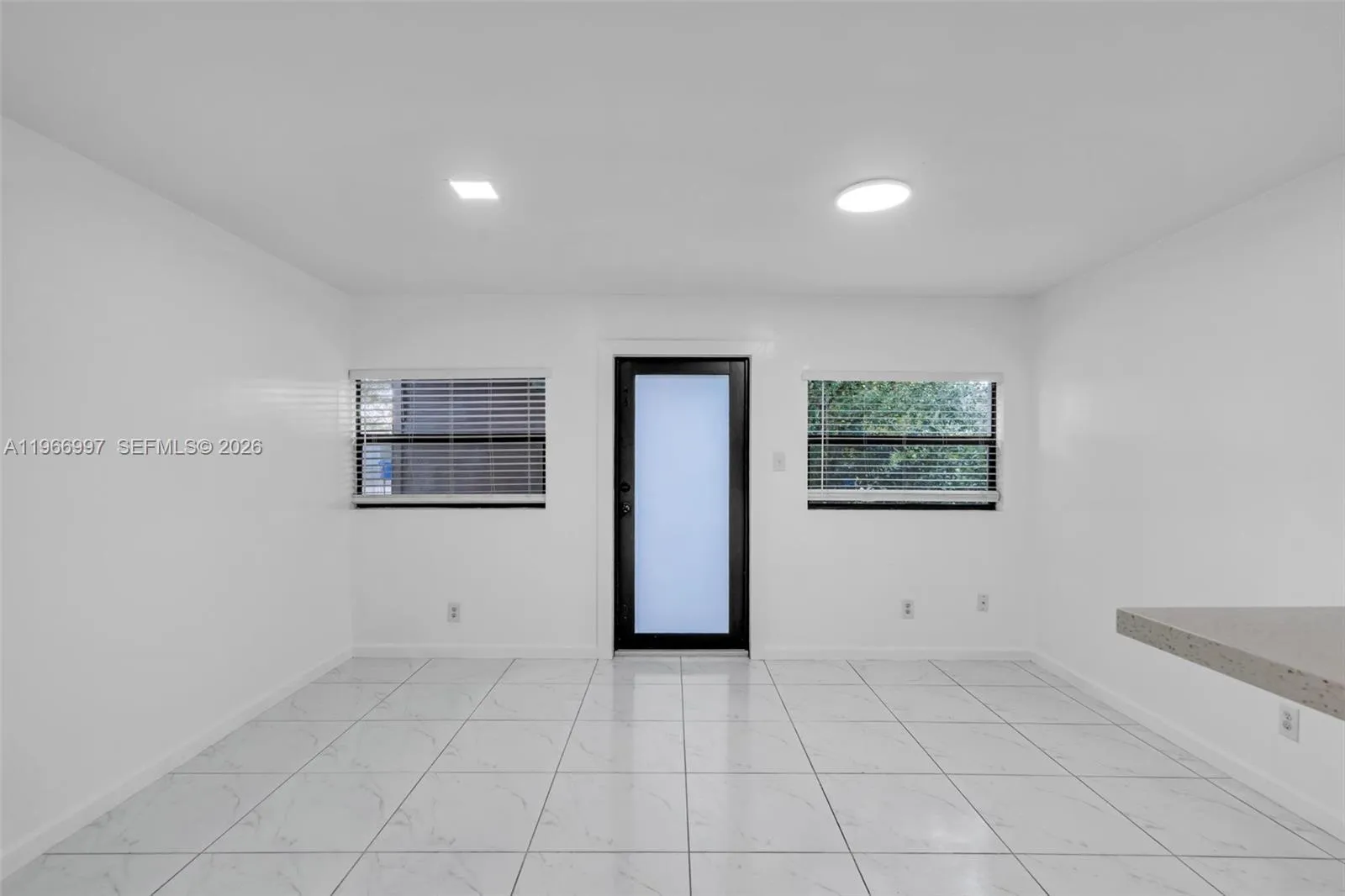411 N 61st Ave, Hollywood FL 33024