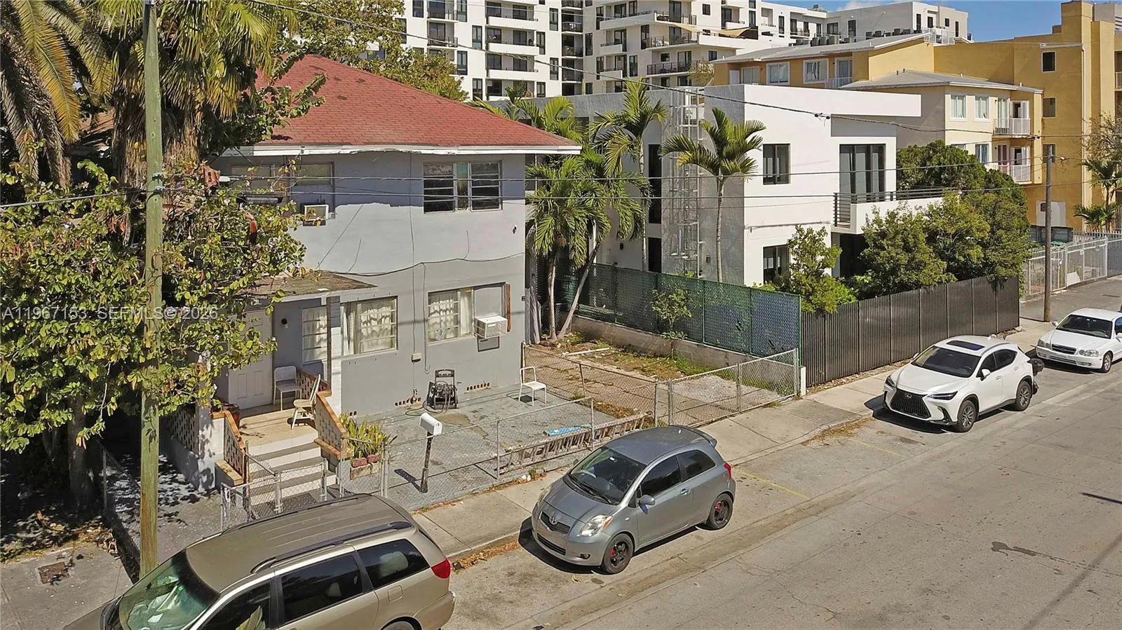 767 SW 2nd St, Miami FL 33130