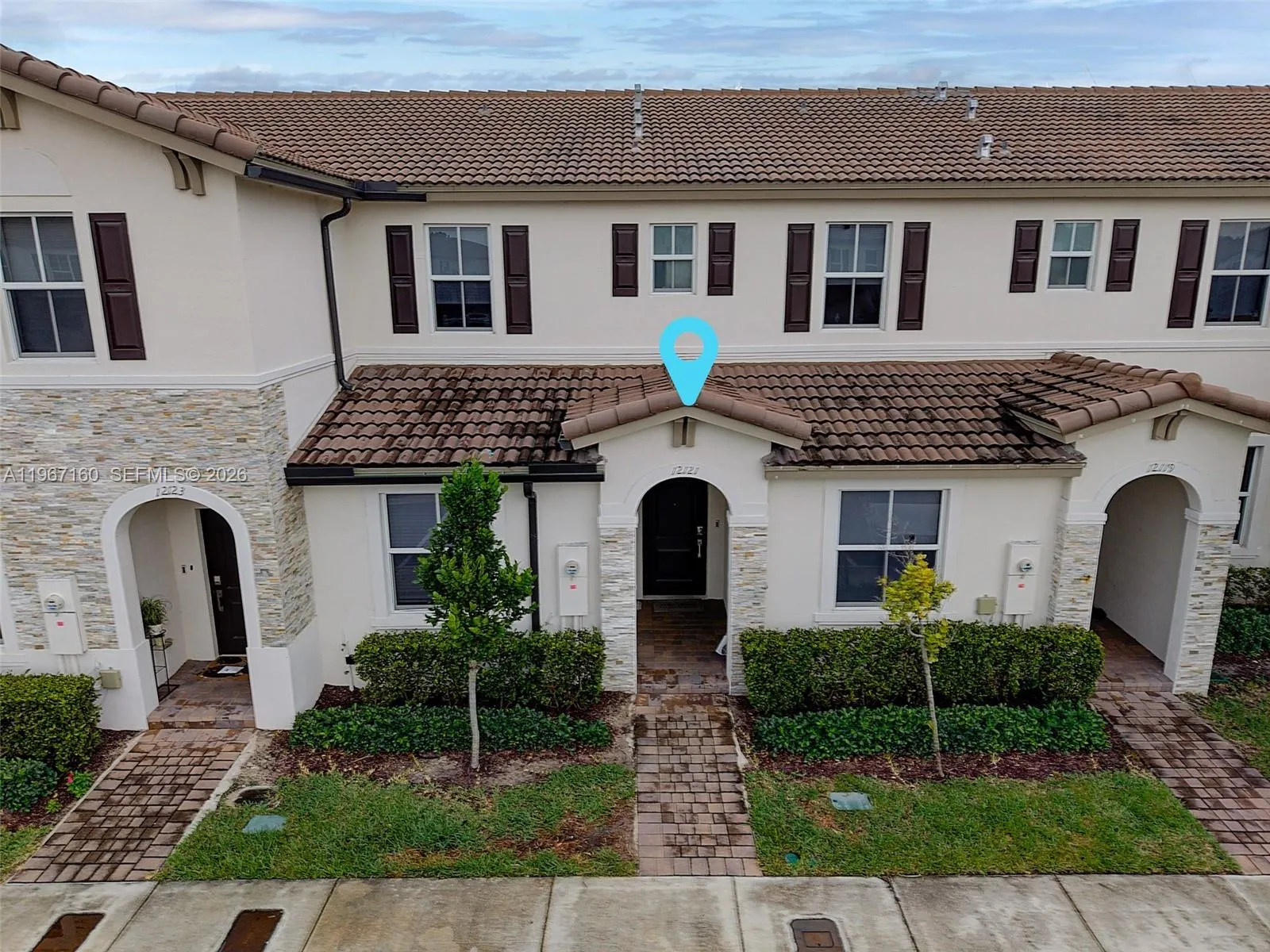 12121 NW 23rd Ct, Miami FL 33167