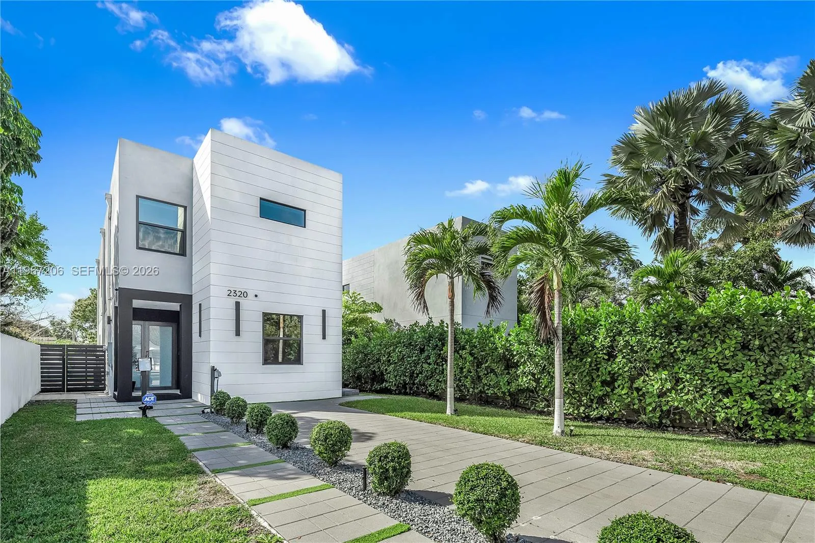 2320 SW 14th St, Miami FL 33145