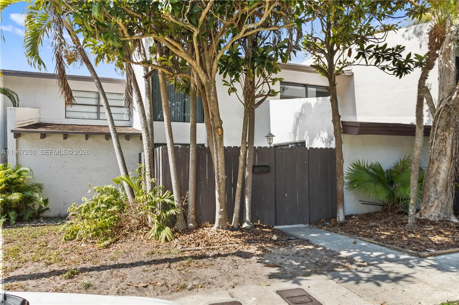 6502 SW 114th Ave, Miami FL 33173