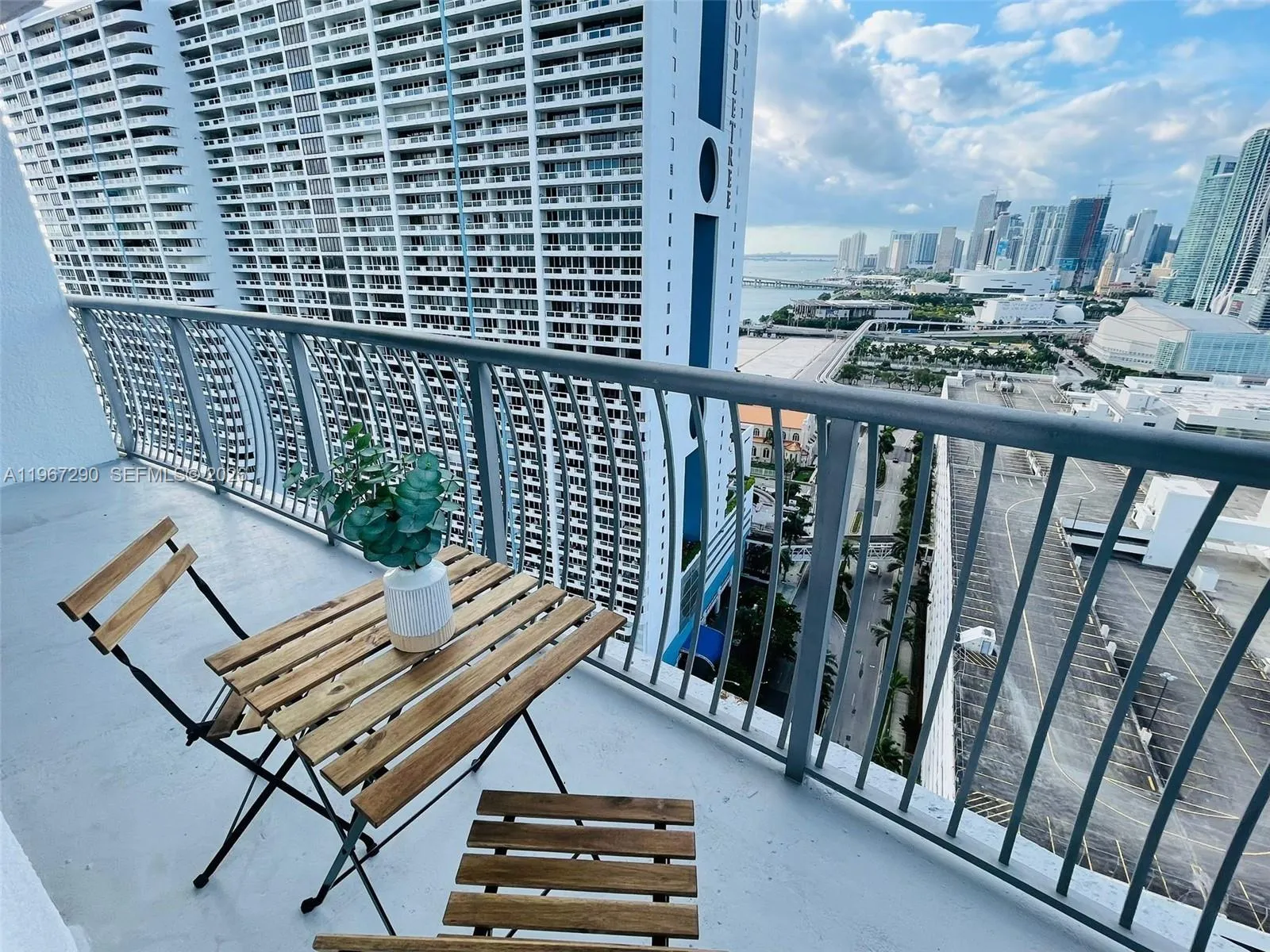 1750 N Bayshore Dr # 2710, Miami FL 33132