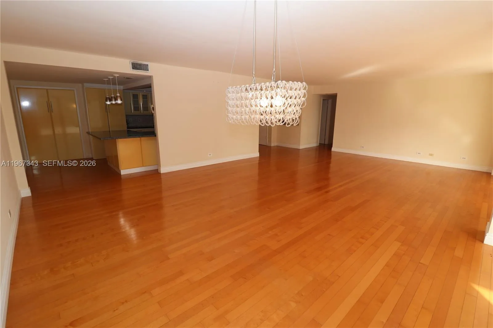 1800 NE 114th St # 608, Miami FL 33181