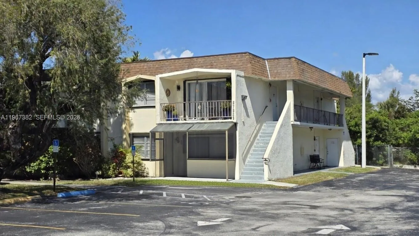 1 bedroom 1 bath for sale at 7829 Miller Dr # B104, Miami FL 33155