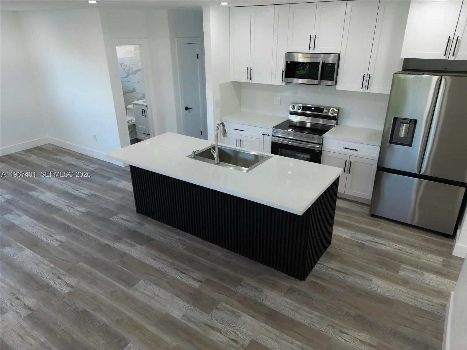 2600 NW 108th St, Miami FL 33167