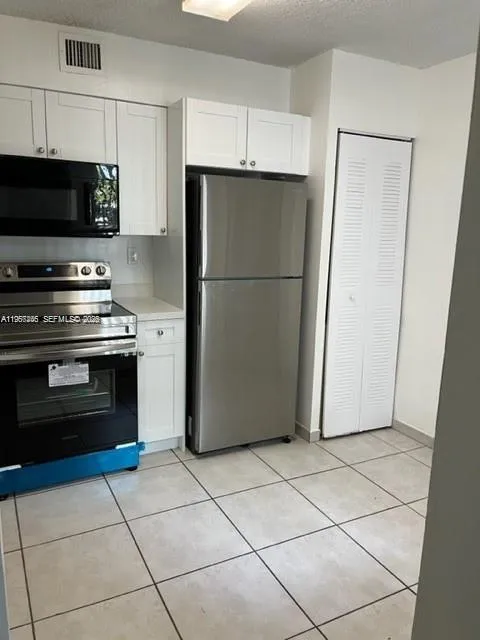 2 bedroom 2 bath for sale at 14020 SW 90th Ter # 14020, Miami FL 33186