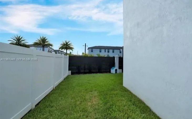 20366 NW 4th Path, Miami Gardens FL 33169