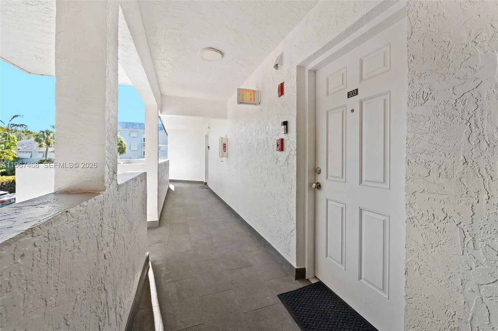 5750 Turin St # 203, Coral Gables FL 33146