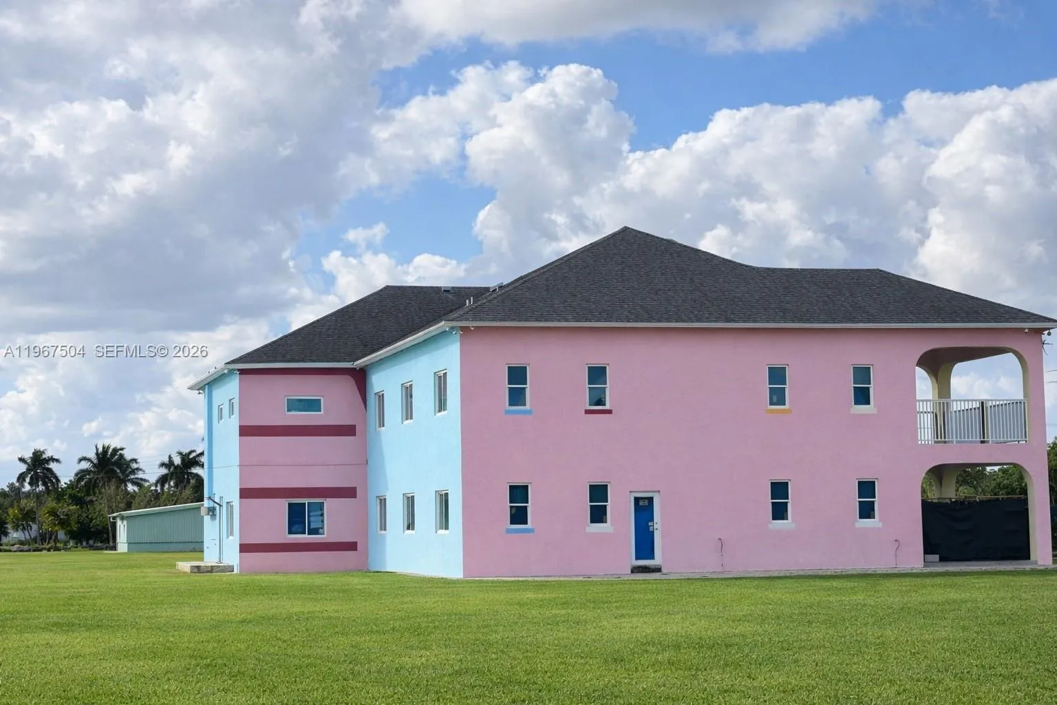 7 bedroom 4 bath for sale at 17240 SW 272nd St, Homestead FL 33031