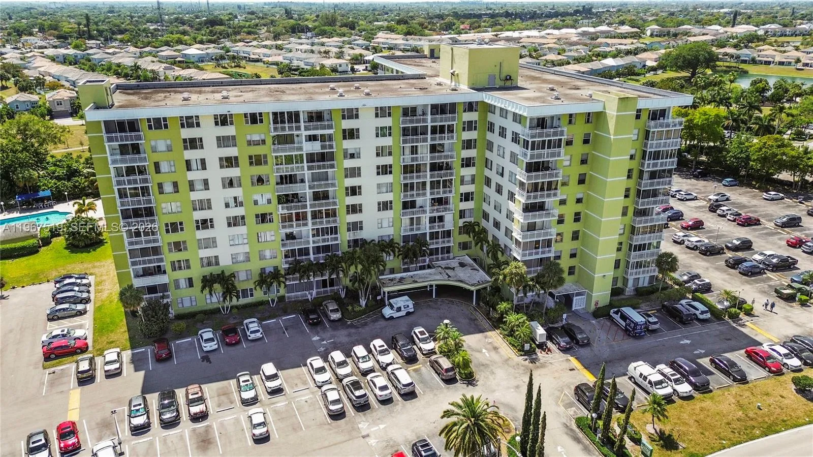 4400 Hillcrest Dr # 720C, Hollywood FL 33021