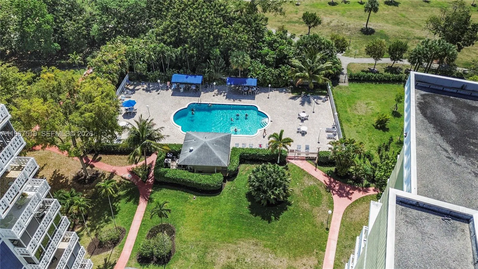 4400 Hillcrest Dr # 720C, Hollywood FL 33021