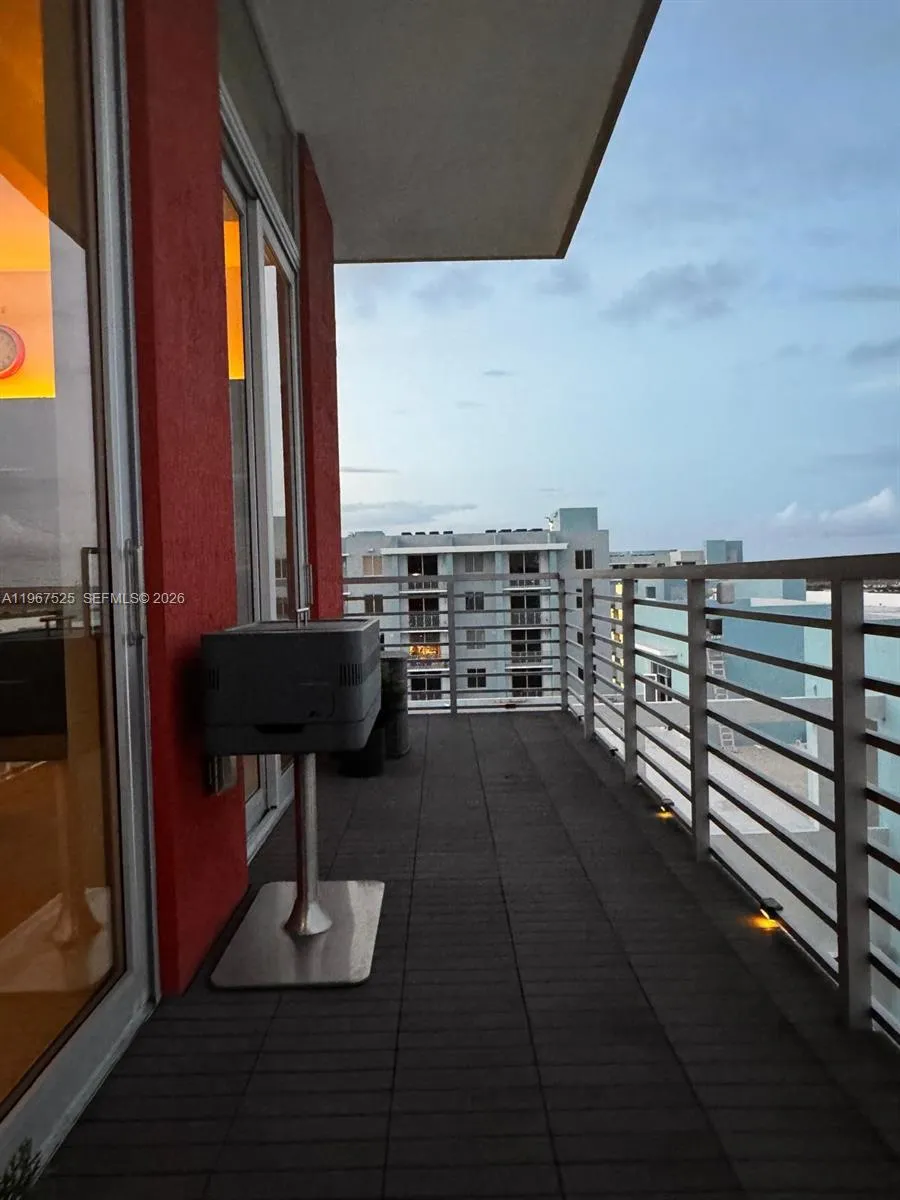 7875 NW 107th Ave # 812, Doral FL 33178