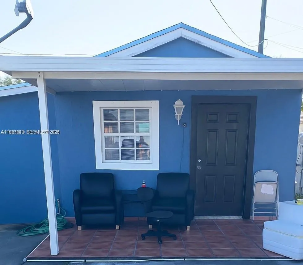 27 SW 55th Ave Rd, Miami FL 33134