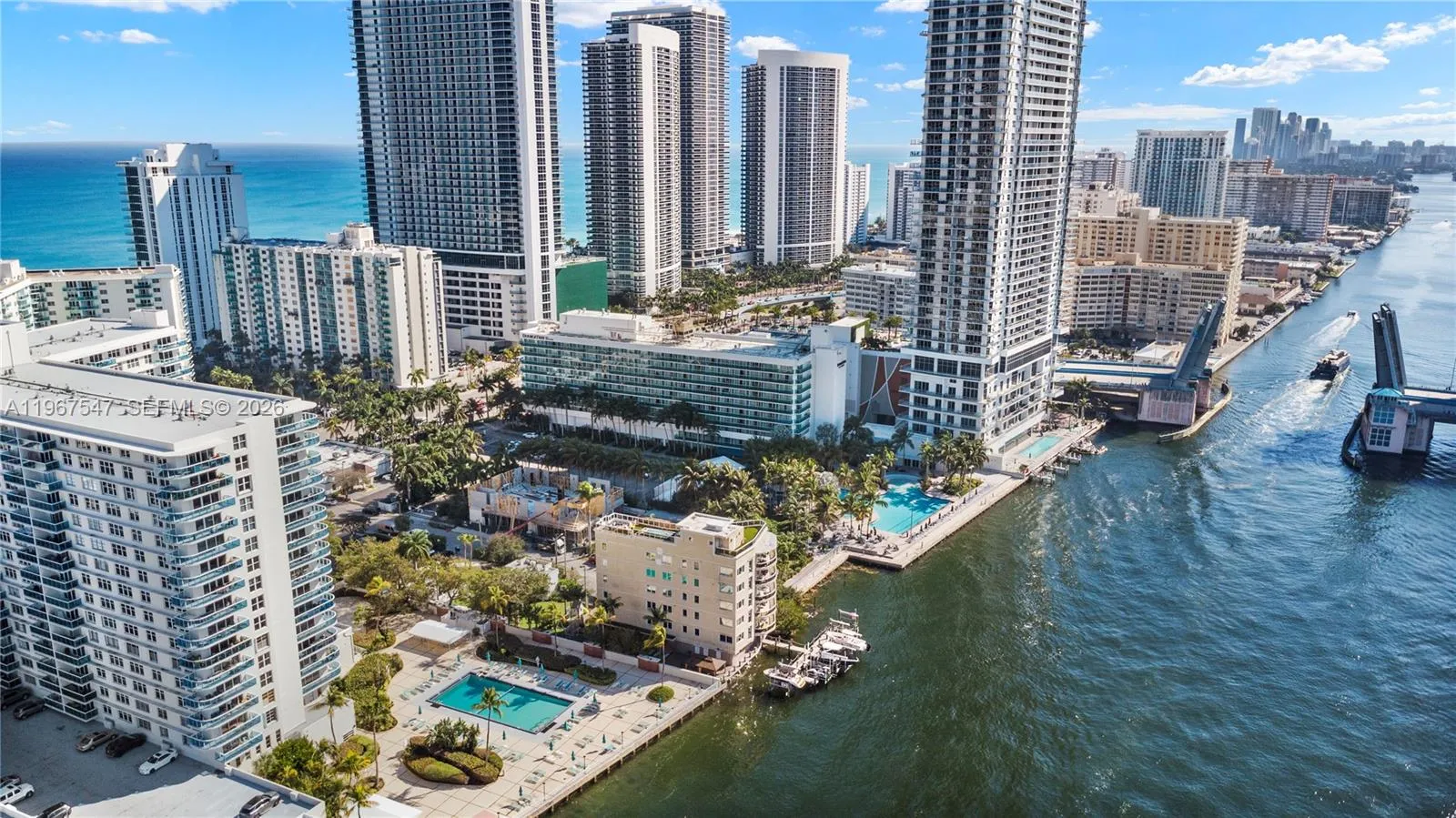12 Seacrest Pkwy # 3, Hollywood FL 33019