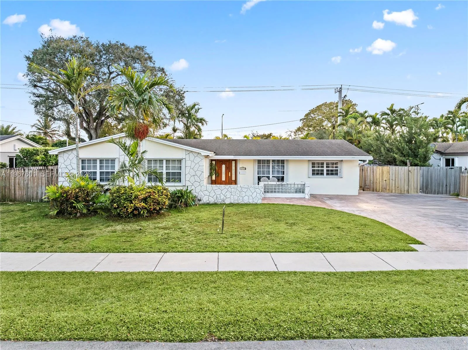 4 bedroom 3 bath for sale at 10330 SW 103 court, Miami FL 33176