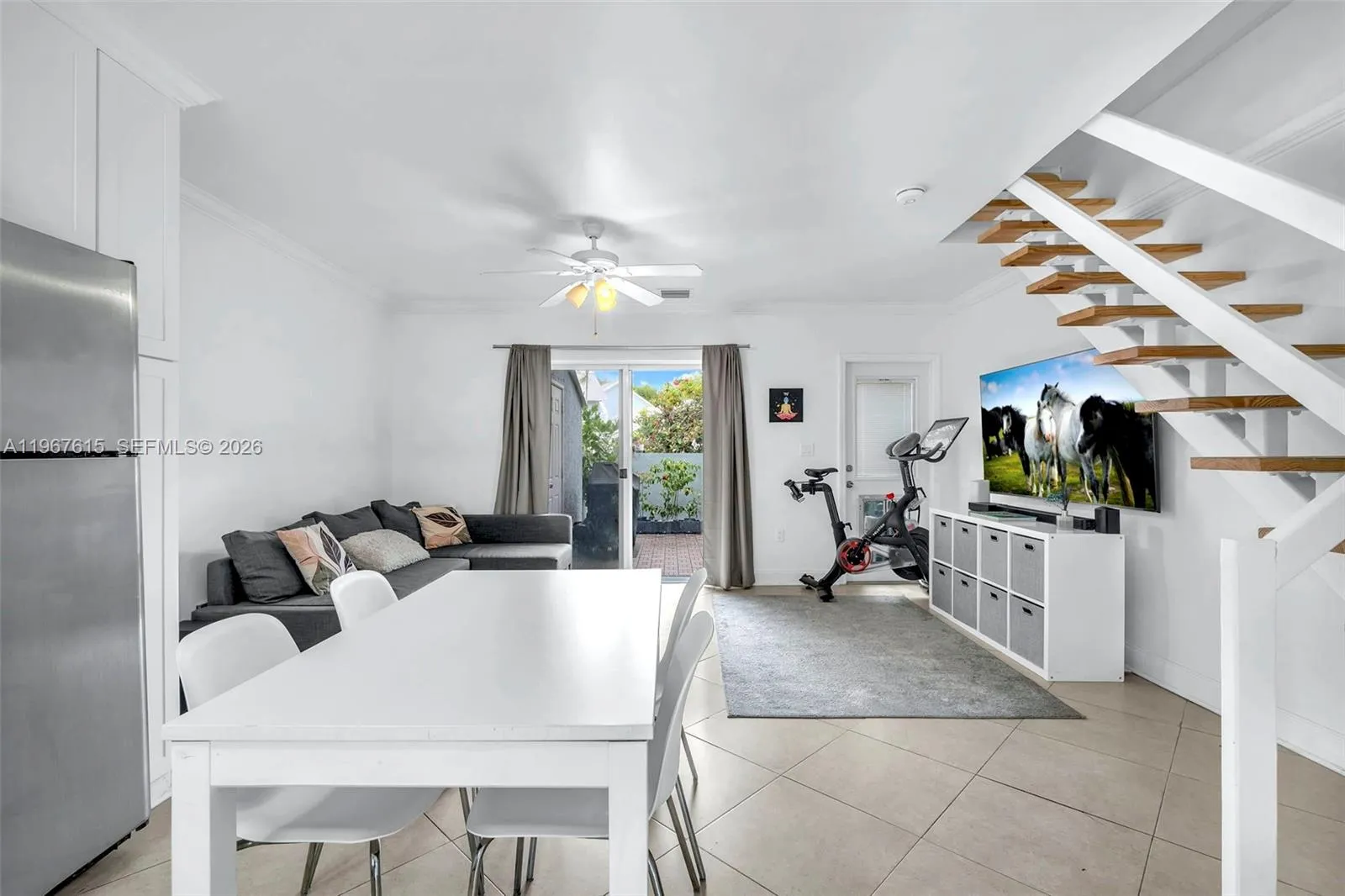 2 bedroom 1 bath for sale at 798 Crandon Blvd # 7C, Key Biscayne FL 33149