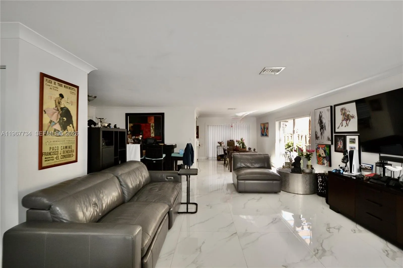 3 bedroom 2 bath for sale at 15115 SW 109th St, Miami FL 33196