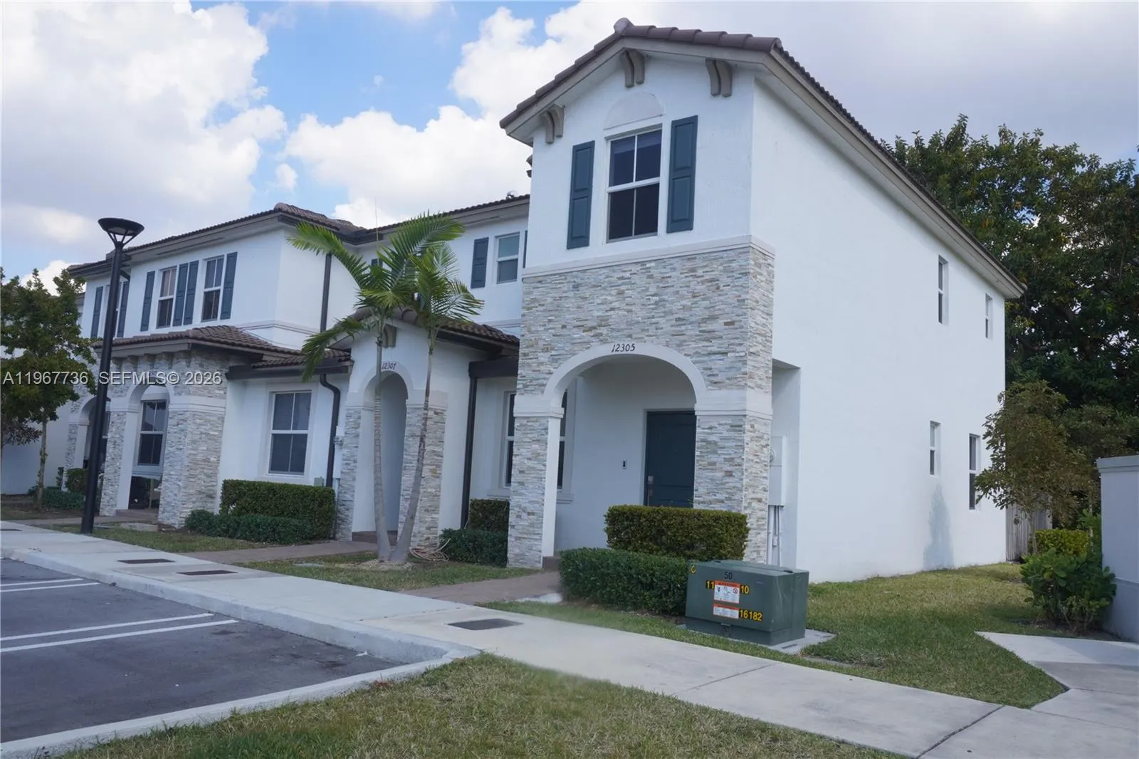 12305 NW 23rd Ct, Miami FL 33167