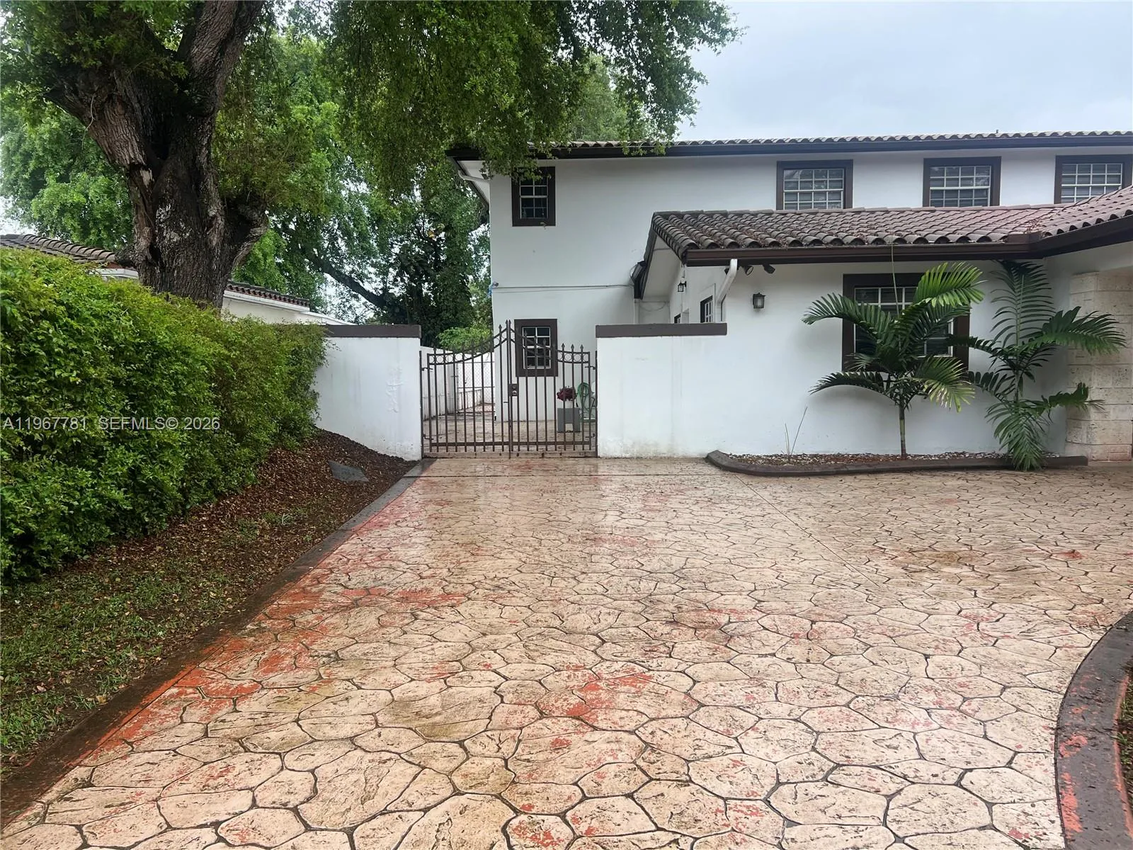 6284 SW 26th St, Miami FL 33155