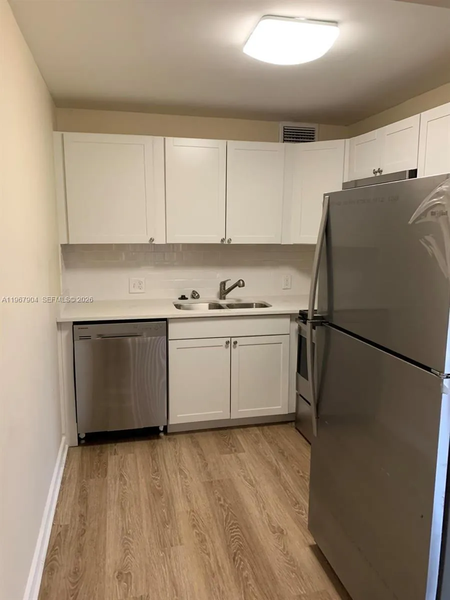 475 Fanshaw # L, Boca Raton FL 33434