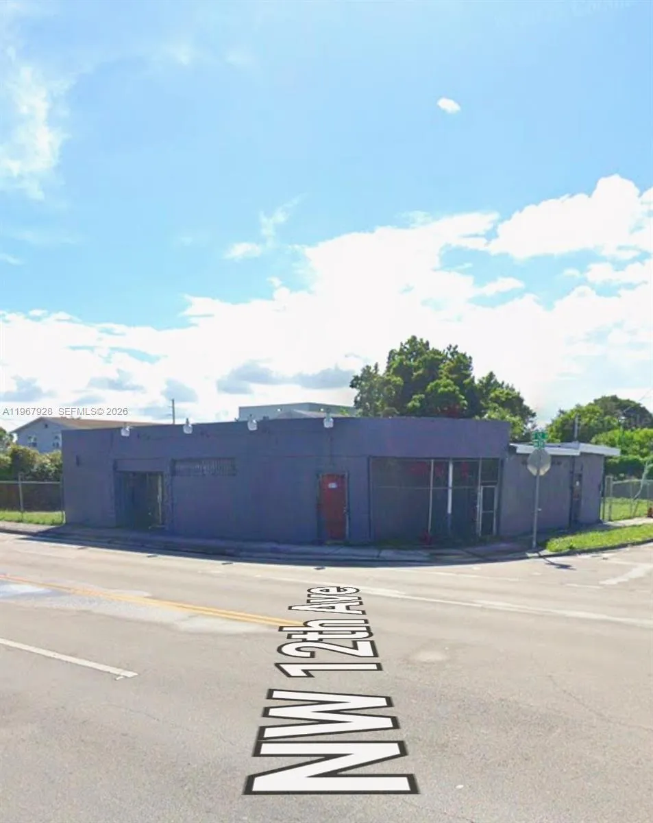 1222 NW 59th St, Miami FL 33142