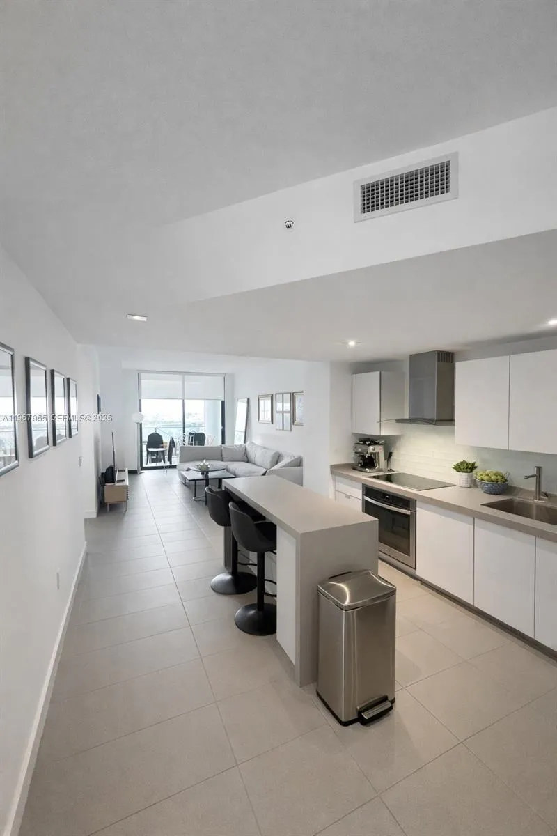 1600 NE 1st Ave # 1714, Miami FL 33132